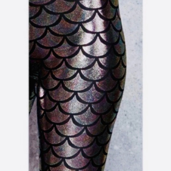 BlackMilk Womens Black Chroma Mermaid Leggings Sm - Picture 2 of 13